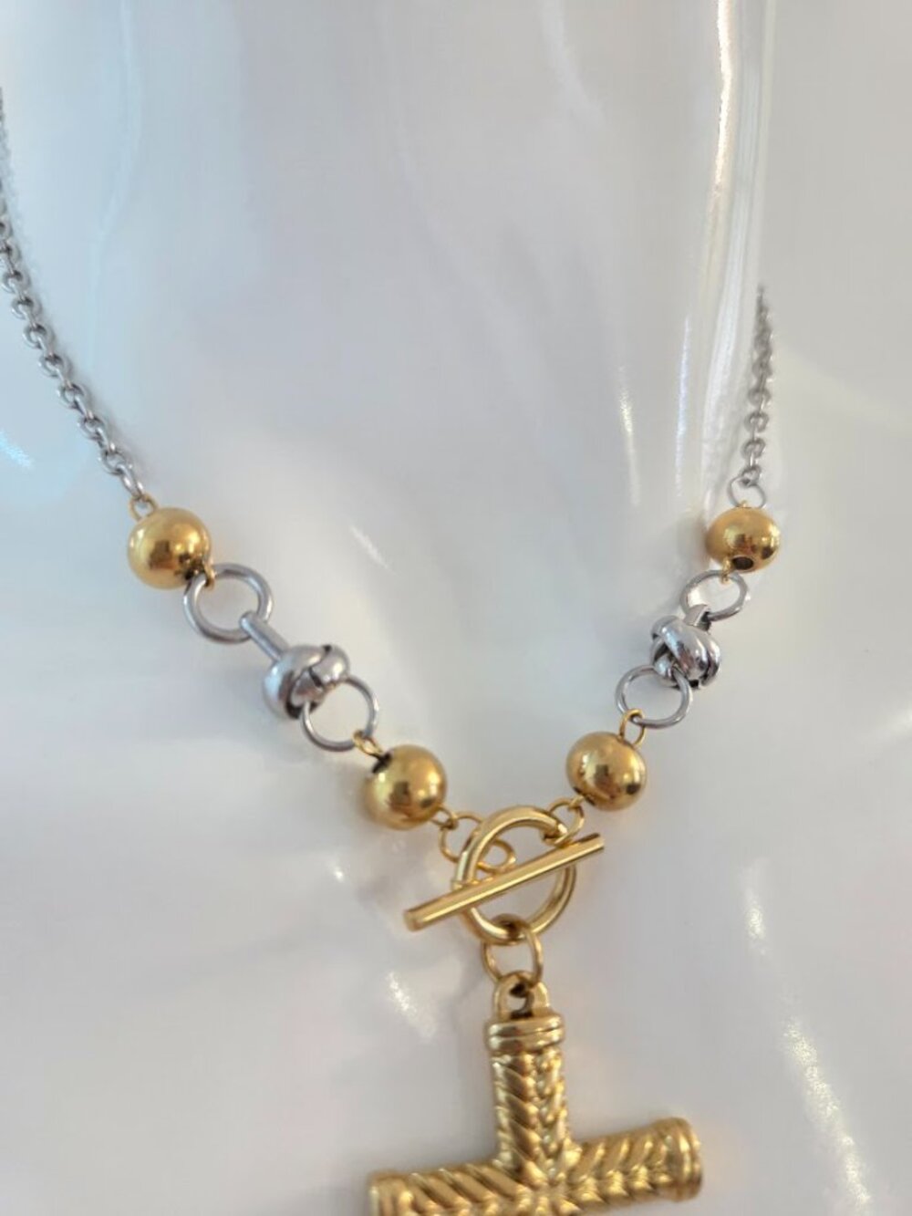 Two Tone Gold Silver Chevron Cross Toggle Chain Necklace - Picture 14 of 15